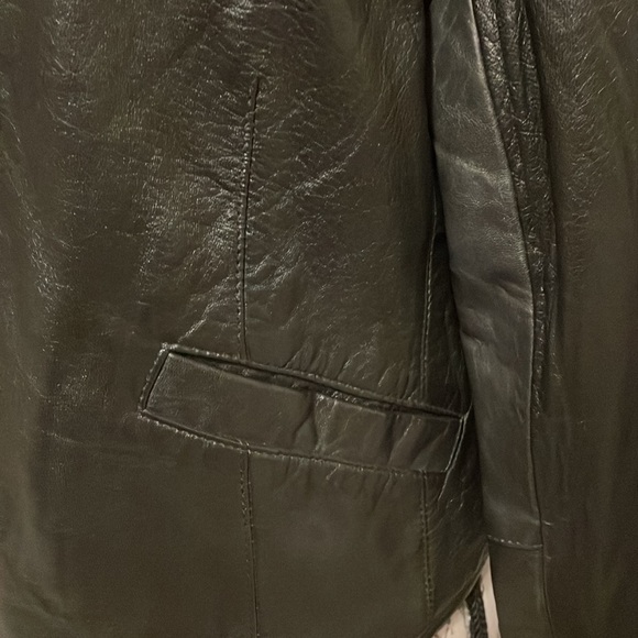 Liz Wear Women’s Leather Jacket-Rich Soft Leather-Zip Front-Front Pockets-Size M - Picture 5 of 9
